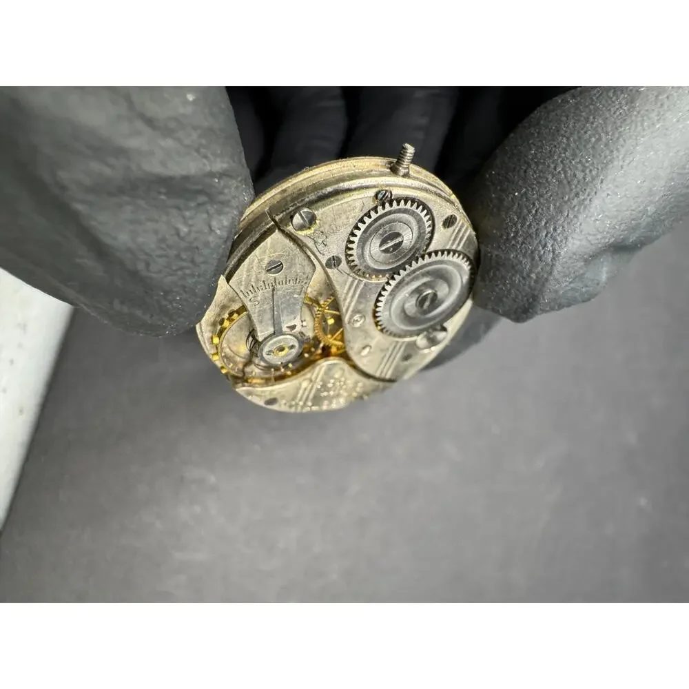 Vintage Elgin USA Pocket Watch Movement Gold Tone Dial 14.4MM For Parts/ Repair